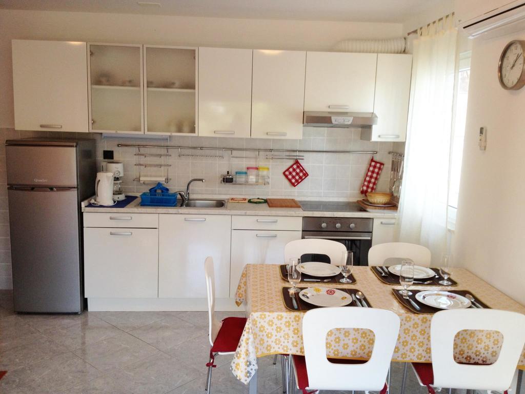 Kristian Apartments Podstrana Exterior photo